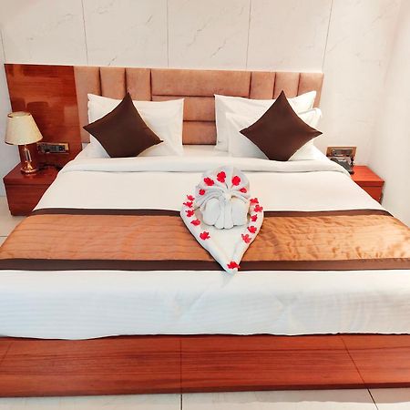 Hotel Suncity Palace Katihār Екстериор снимка