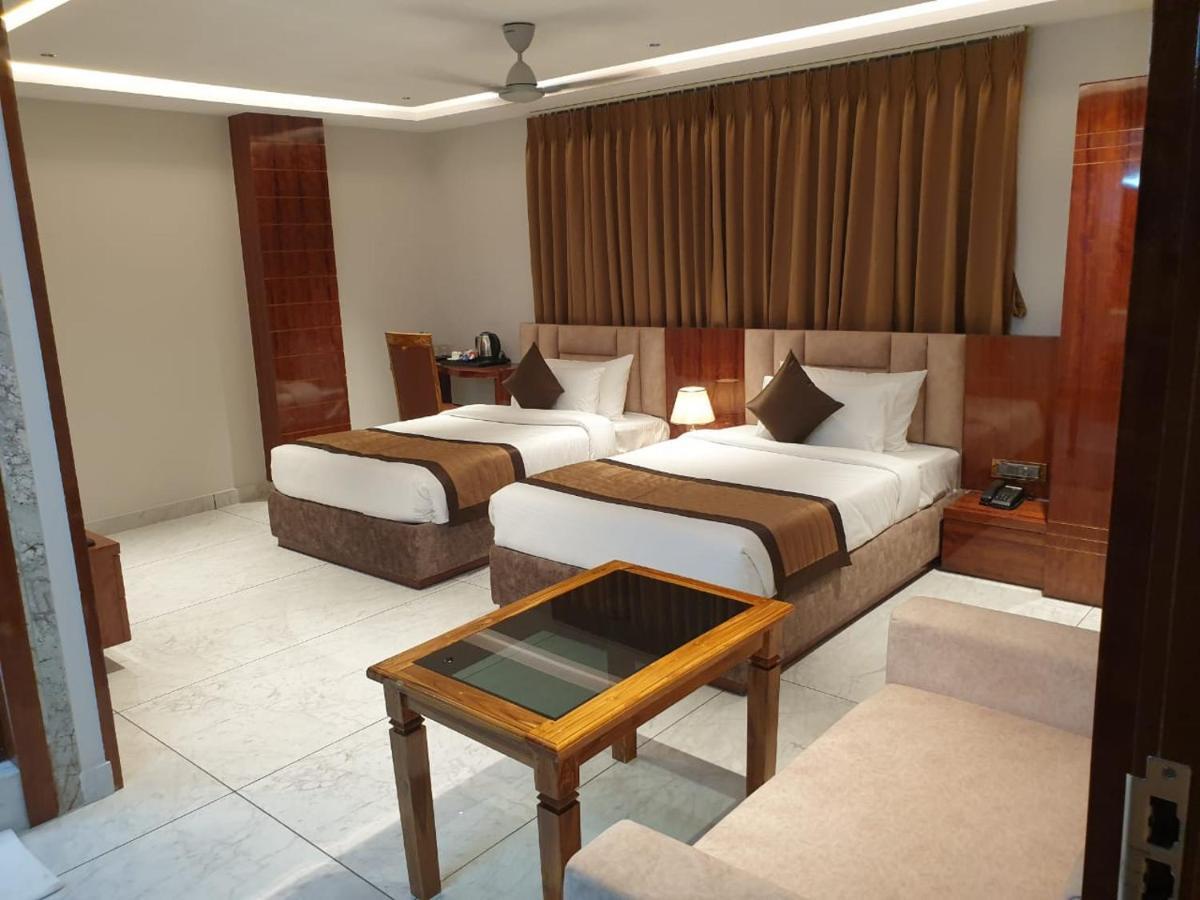 Hotel Suncity Palace Katihār Екстериор снимка